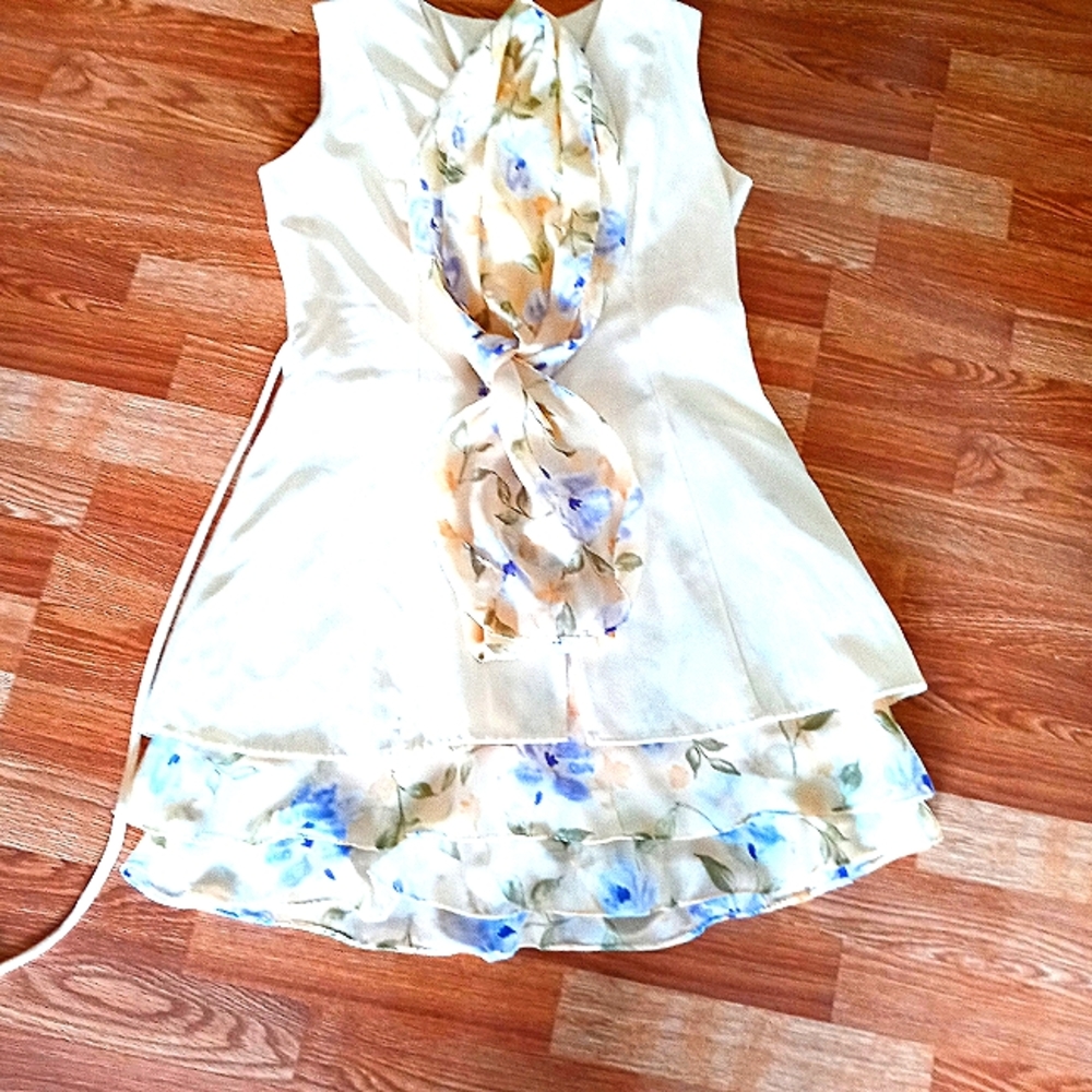 DBY ltd ladies Dress with scarf, yellow, size 9